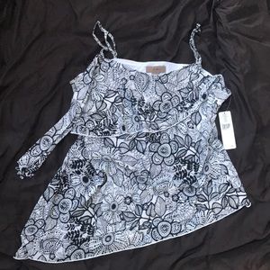 W’s NWT i.e. Kerchief style tank w asymmetrical hem, L